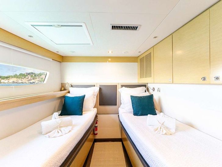 TRUE STORY Fountaine Pajot Victoria 67 - twin cabin TRUE STORY Fountaine Pajot Victoria 67 - twin cabin
