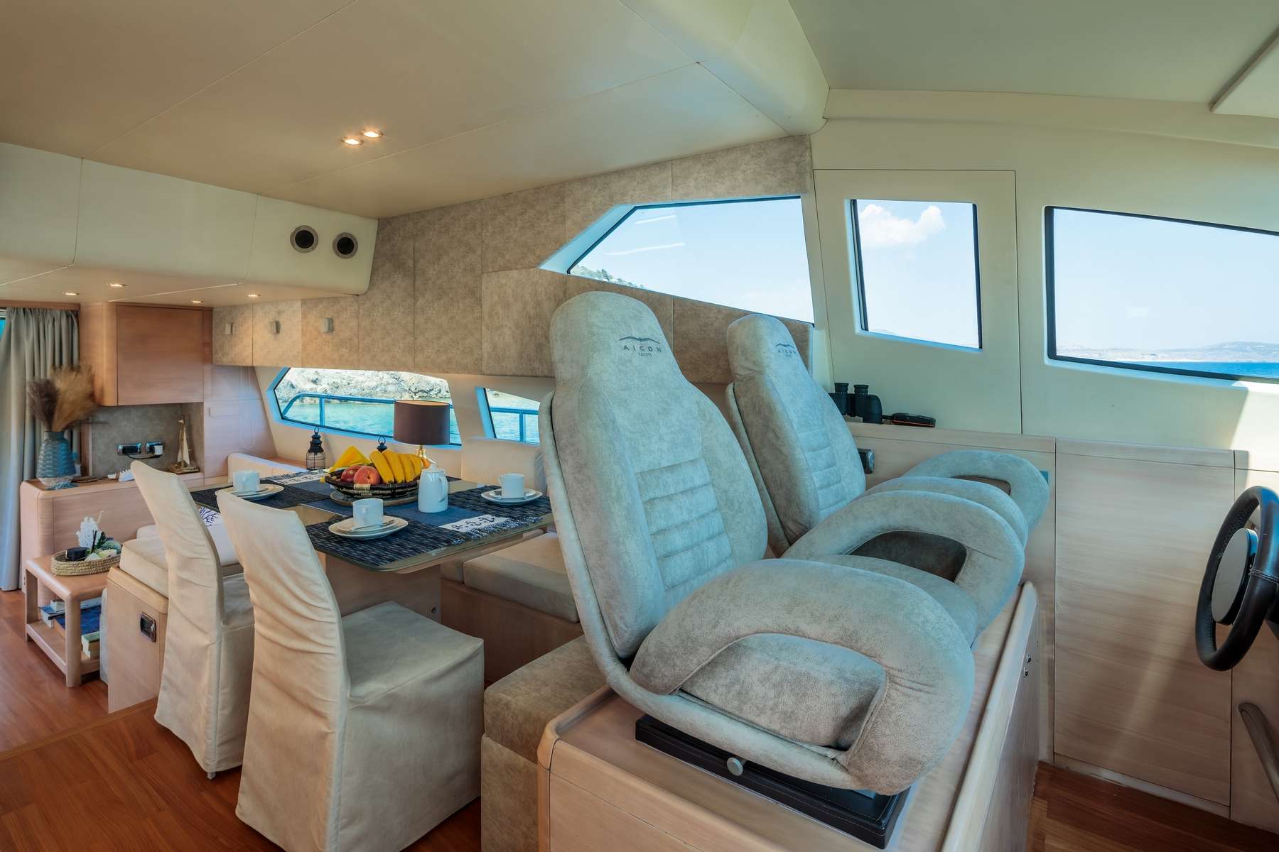 REVIVAL Aicon 67 - cockpit or wheelhouse