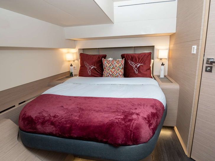 COLIBRI Fountaine Pajot Alegria 67 - VIP cabin 1 COLIBRI Fountaine Pajot Alegria 67 - VIP cabin 1