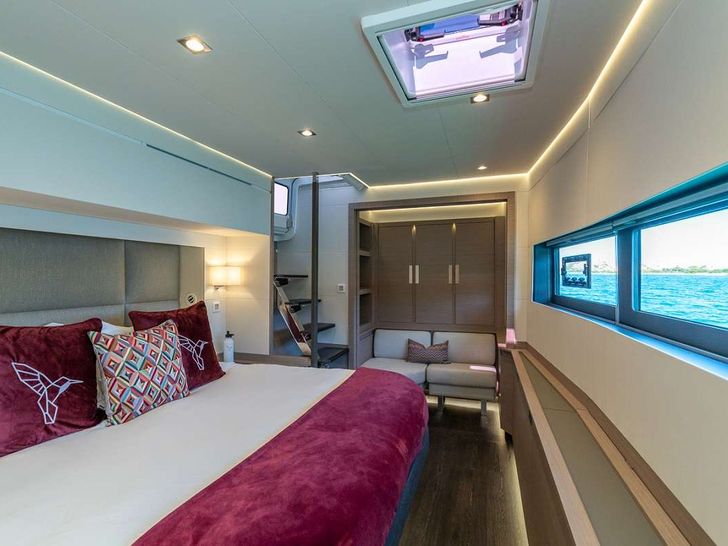 COLIBRI Fountaine Pajot Alegria 67 - master cabin COLIBRI Fountaine Pajot Alegria 67 - master cabin
