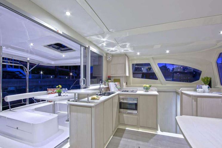 Charter Yacht SOL SEEKER - Leopard 44 - 3 Cabins - St Thomas - St John - St Croix