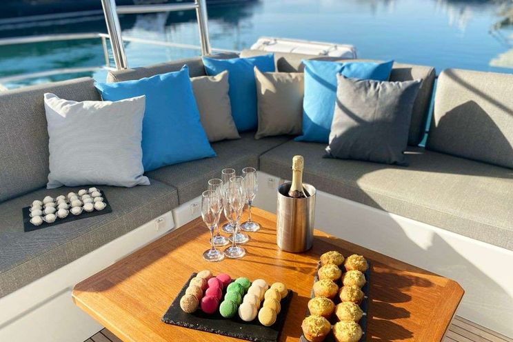 Charter Yacht ALLURE - Fountaine Pajot Samana 59 - 5 Cabins - Athens - Mykonos - Paros - Cyclades - Greece