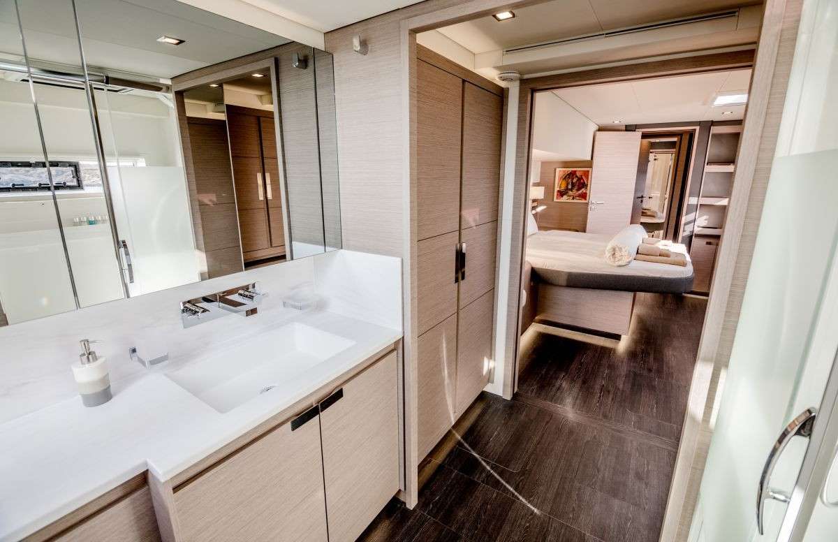 Charter Yacht ALLURE - Fountaine Pajot Samana 59 - 5 Cabins - Athens - Mykonos - Paros - Cyclades - Greece