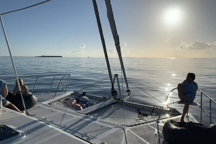 Charter Yacht RUMAWAY - Royal Cape 53 - 4 Cabins - Tortola - Virgin Gorda - Anegada