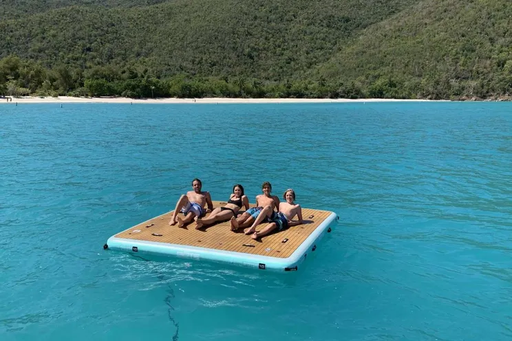 Charter Yacht RUMAWAY - Royal Cape 53 - 4 Cabins - Tortola - Virgin Gorda - Anegada