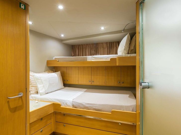AQUARELLA Devonport 42 - twin cabin II AQUARELLA Devonport 42 - twin cabin II