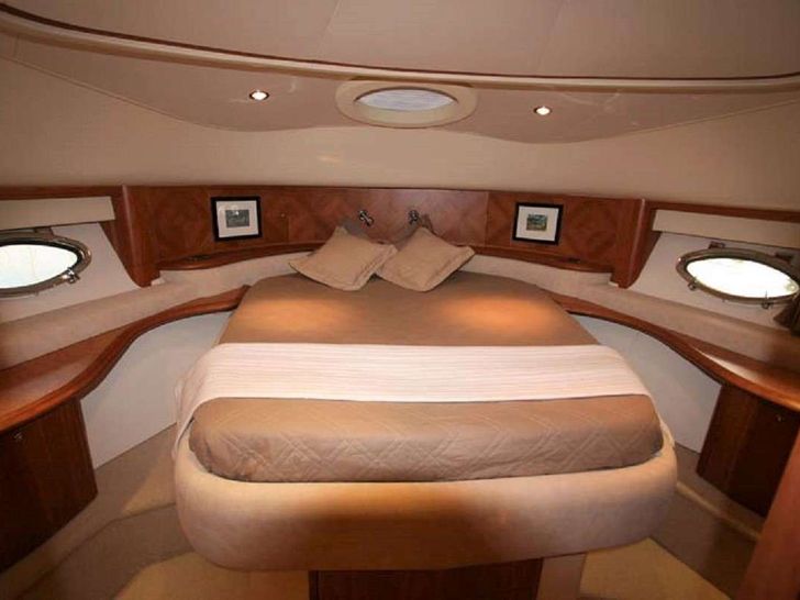 PRAXIS 4 - Aicon Yachts 63 ft,VIP cabin PRAXIS 4 - Aicon Yachts 63 ft,VIP cabin