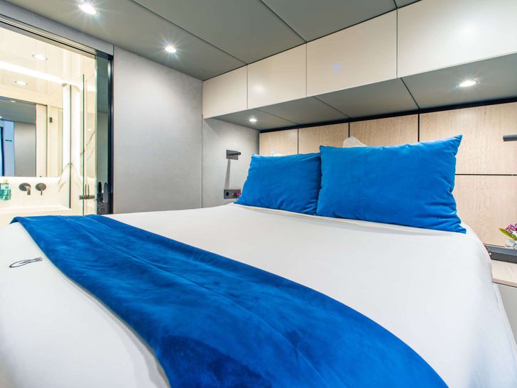 VALENTINE Sunreef 60 - VIP cabin 2 VALENTINE Sunreef 60 - VIP cabin 2