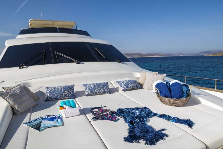 Charter Yacht GORGEOUS - Canados 72 - 4 Cabins - Athens - Mykonos - Paros - Cyclades - Aegean - Greece