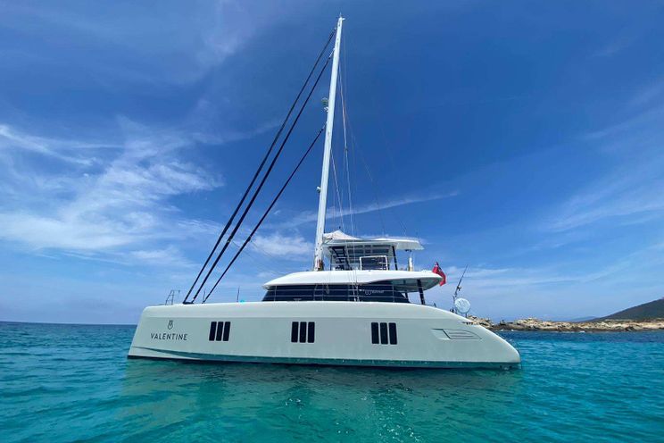 Charter Yacht VALENTINE - Sunreef 60 - 4 Cabins - Nassau - Staniel Cay - Exumas