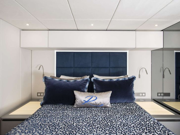 RELENTLESS II 80 Sunreef 80 - master cabin RELENTLESS II 80 Sunreef 80 - master cabin