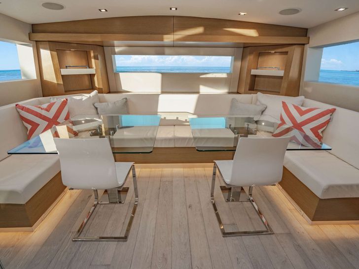 BELLA SKY - HATTERAS 75 Formal Dining BELLA SKY - HATTERAS 75 Formal Dining
