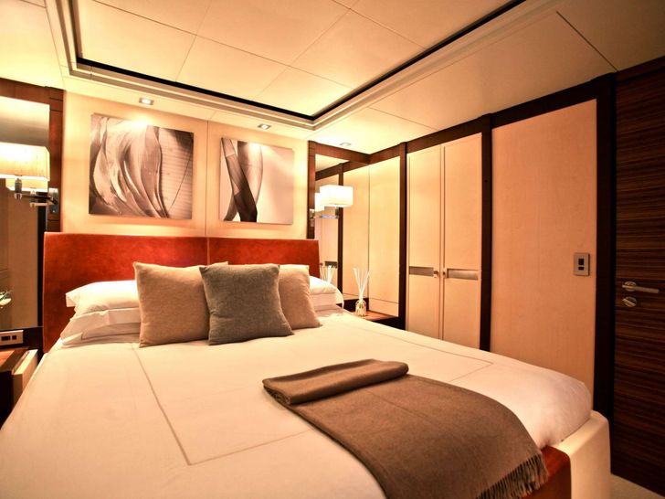 ALALYA ISA 47m - VIP cabin ALALYA ISA 47m - VIP cabin