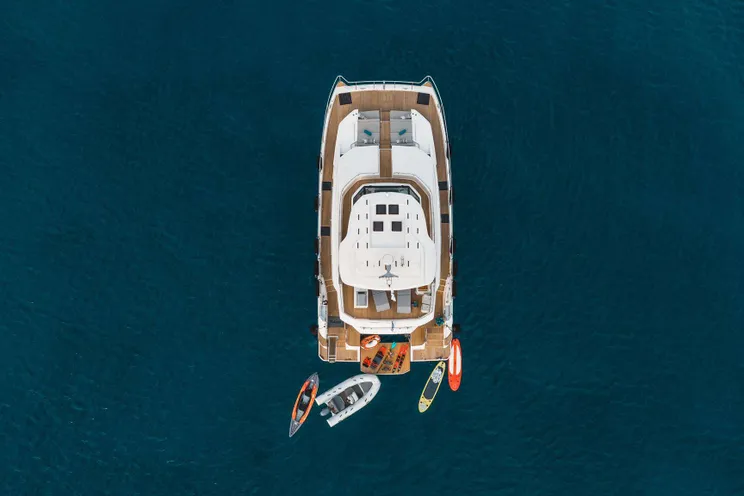Charter Yacht TIAMO - Aquila 54 - 4 Cabins - Athens - Mykonos - Paros - Cyclades - Greece