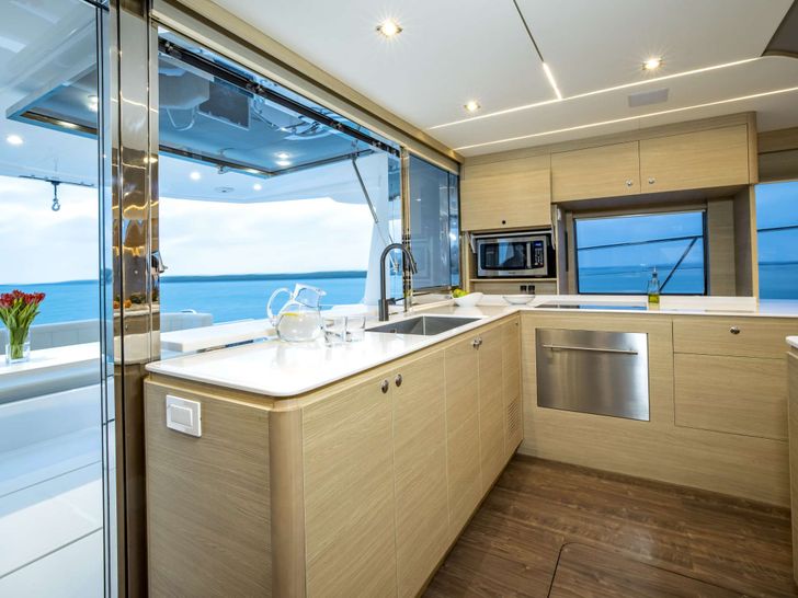 TIAMO - galley TIAMO - galley