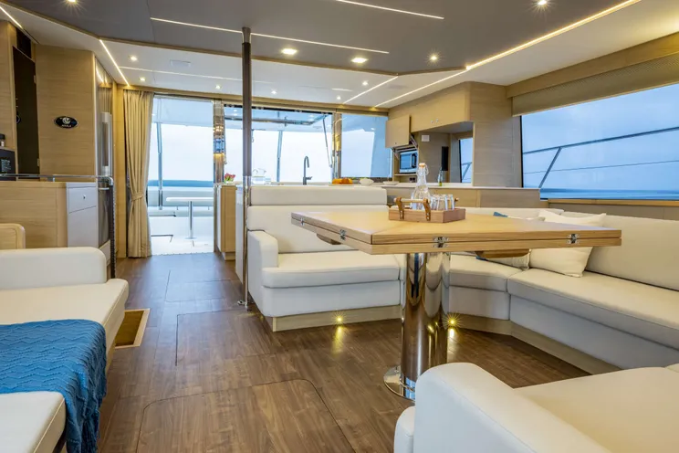Charter Yacht TIAMO - Aquila 54 - 4 Cabins - Athens - Mykonos - Kefalonia