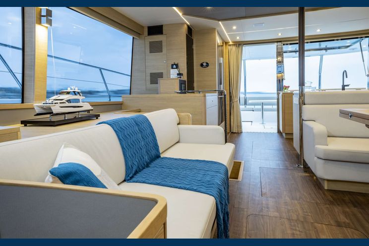 Charter Yacht TIAMO - Aquila 54 - 4 Cabins - Athens - Mykonos - Kefalonia