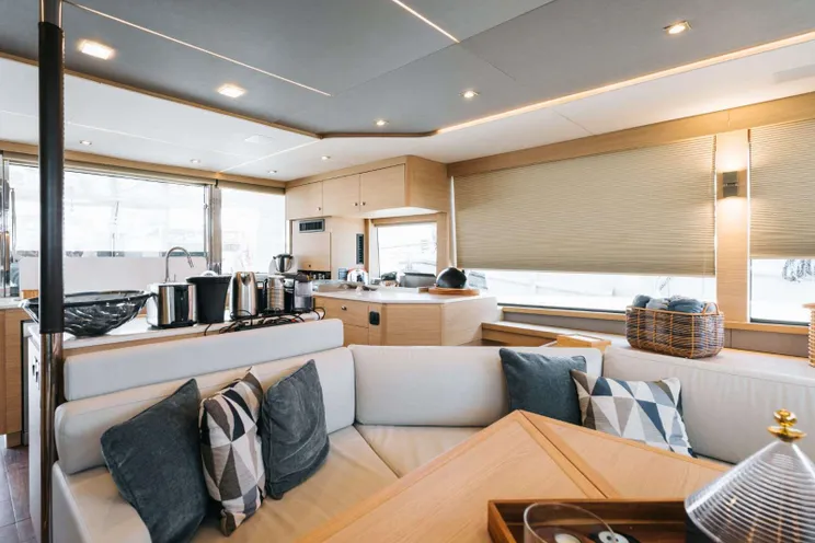 Charter Yacht TIAMO - Aquila 54 - 4 Cabins - Athens - Mykonos - Paros - Cyclades - Greece