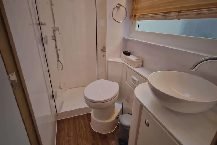 Charter Yacht TIAMO - Aquila 54 - 4 Cabins - Athens - Mykonos - Paros - Cyclades - Greece