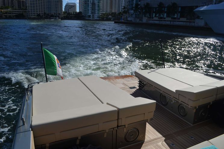 Charter Yacht JANINA - Cantieri Navali Continental 57 - 2 Cabins - Miami