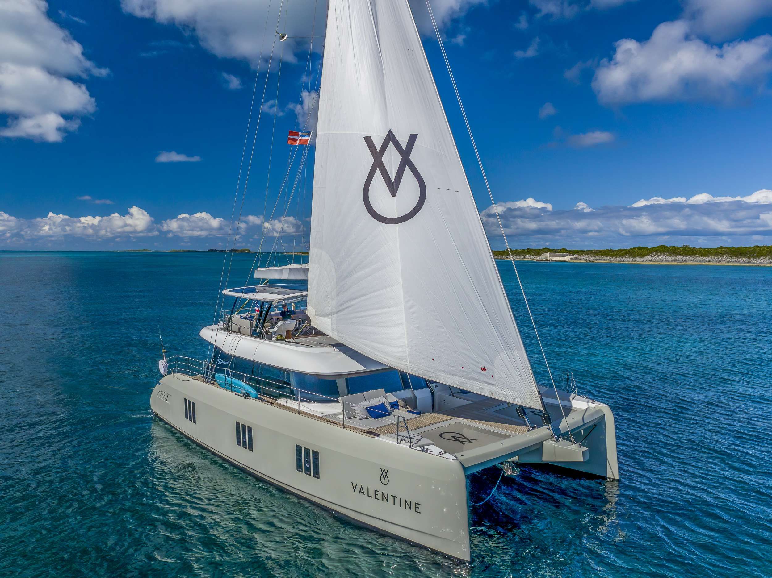 VALENTINE sailing