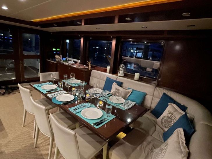 AMMONITE Nordhavn Custom 23m indoor dining area AMMONITE Nordhavn Custom 23m indoor dining area