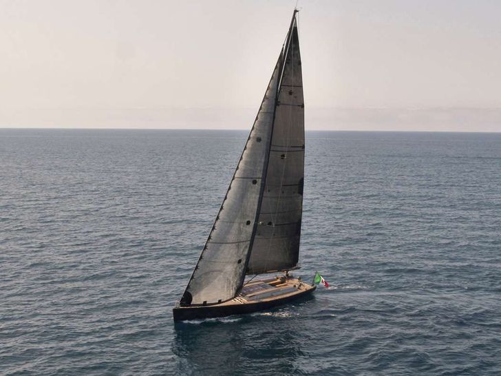 AORI - Wally 24 m,side aerial shot with waterline AORI - Wally 24 m,side aerial shot with waterline