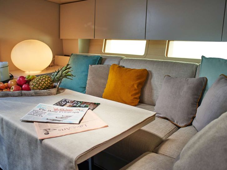 AORI - Wally 24 m,seating lounge AORI - Wally 24 m,seating lounge