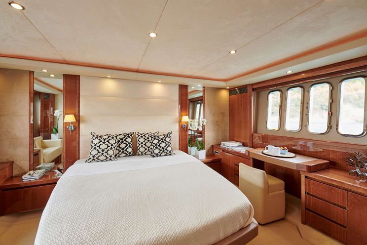 Charter Yacht ESTIA ONE - Princess UK 70 - 3 Cabins - Patras - Zakynthos - Athens - Santorini - Greece