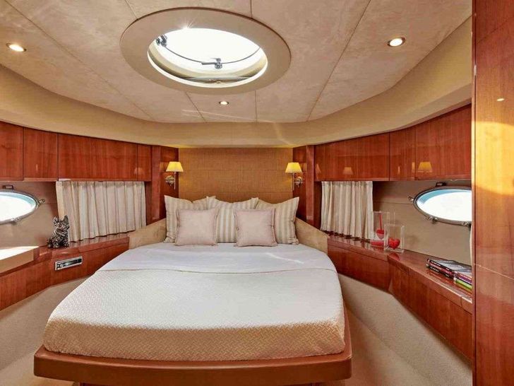 ESTIA ONE - Princess UK 70,VIP cabin ESTIA ONE - Princess UK 70,VIP cabin