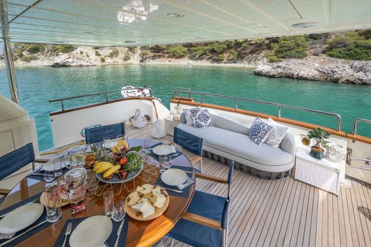 Charter Yacht ESTIA POSEIDON - Falcon 85 - 4 Cabins - Athens - Santorini - Greece