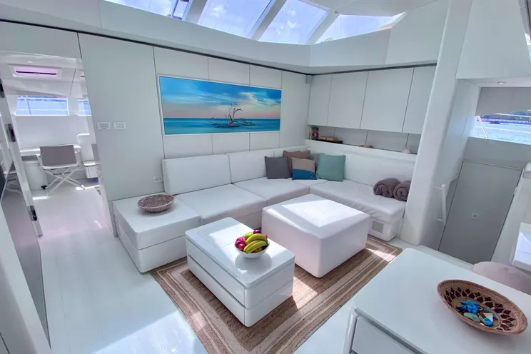 Charter Yacht CASA BLANCA - Sunreef 78 Power - 4 Cabins - St Thomas - St John - St Croix - USVI - Caribbean