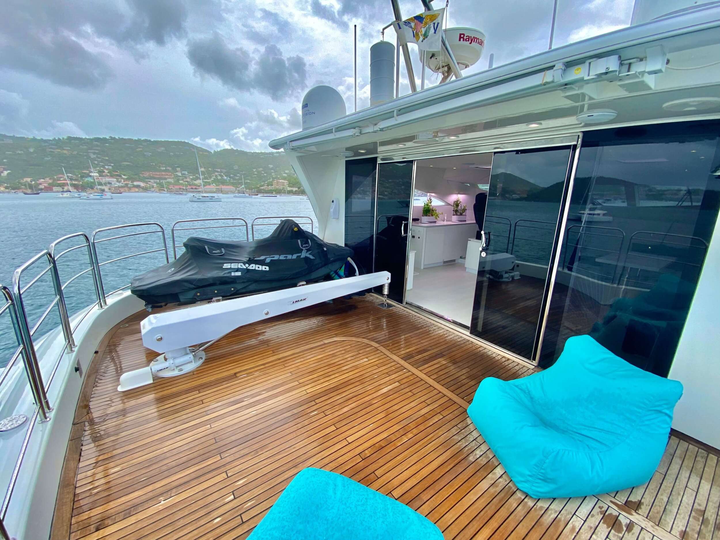 Charter Yacht CASA BLANCA - Sunreef 78 Power - 4 Cabins - St Thomas - St John - St Croix - USVI - Caribbean