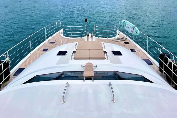 Charter Yacht CASA BLANCA - Sunreef 78 Power - 4 Cabins - St Thomas - St John - St Croix - USVI - Caribbean