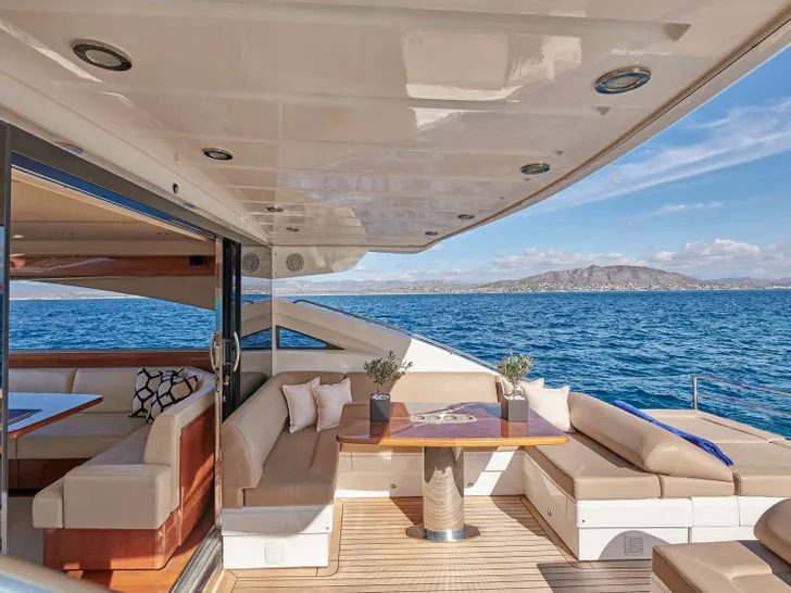 ALLY Princess V65 - aft deck lounge ALLY Princess V65 - aft deck lounge