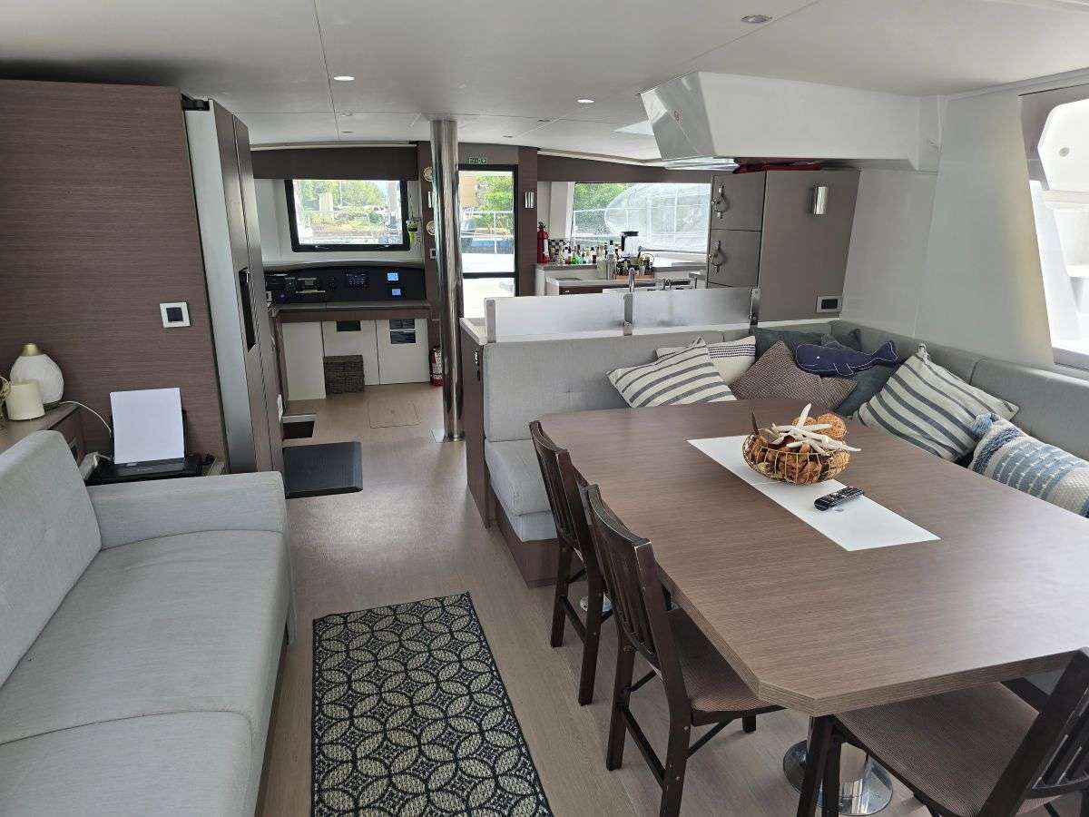 Charter Yacht MERRY TIME - Bali 4.8 - 4 Cabins - Tortola - Virgin Gorda - BVI