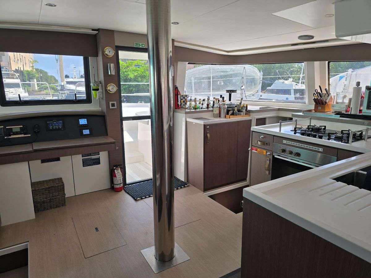 Charter Yacht MERRY TIME - Bali 4.8 - 4 Cabins - Tortola - Virgin Gorda - BVI