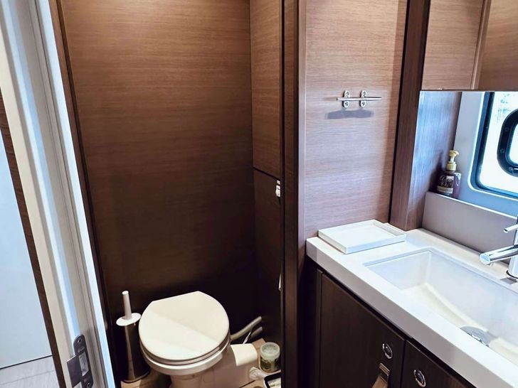 Master Head Master Head