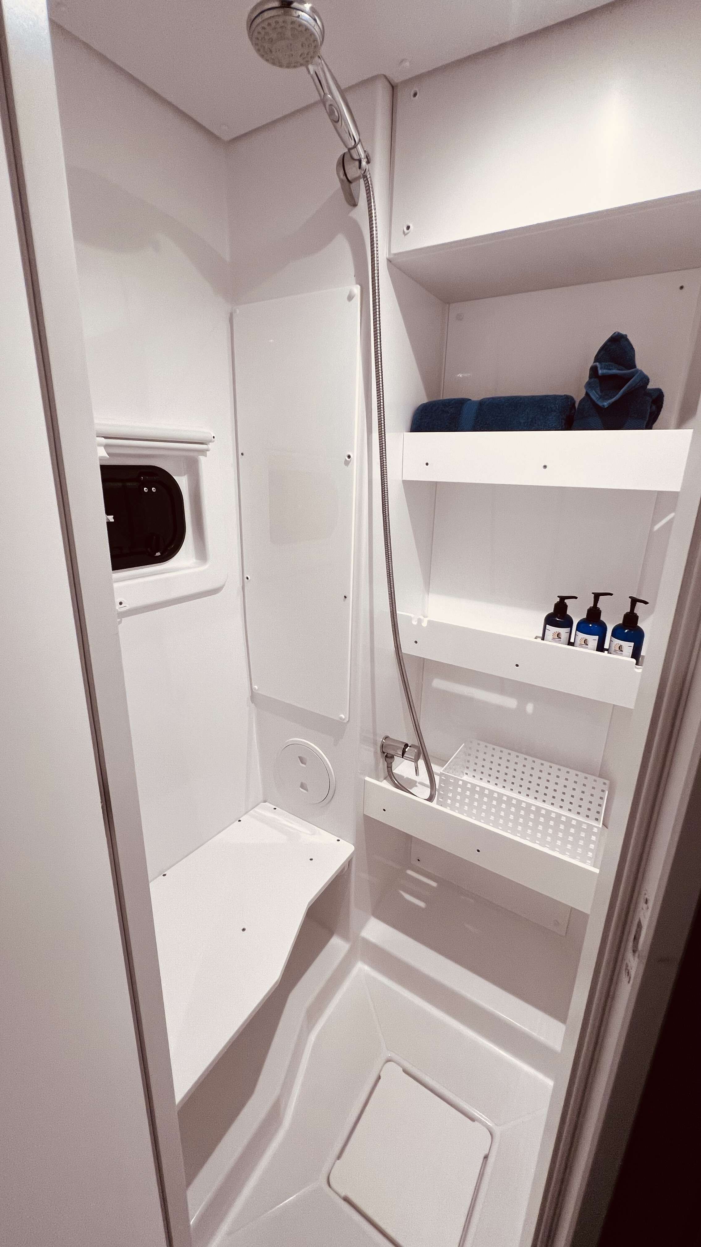 Charter Yacht MERRY TIME - Bali 4.8 - 4 Cabins - Tortola - Virgin Gorda - BVI