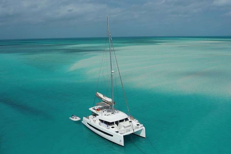 Charter Yacht INTERLUDE - Bali 4.8 - 4 Cabins - Nassau - Exumas - Bahamas