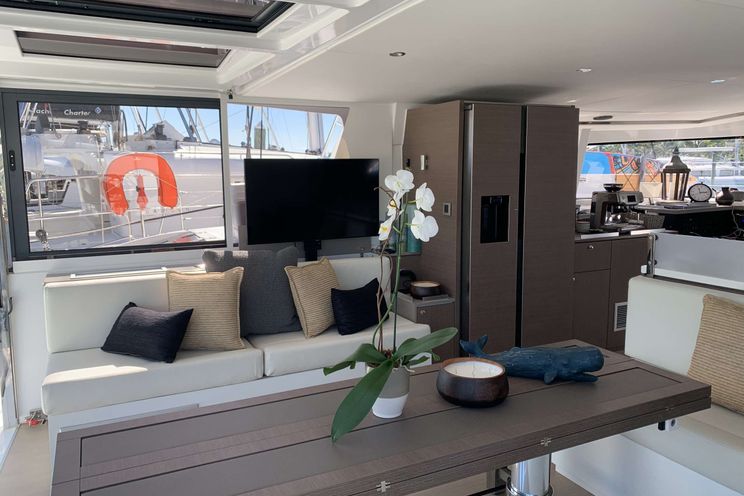 Charter Yacht INTERLUDE - Bali 4.8 - 4 Cabins - Tortola - Virgin Gorda - BVI