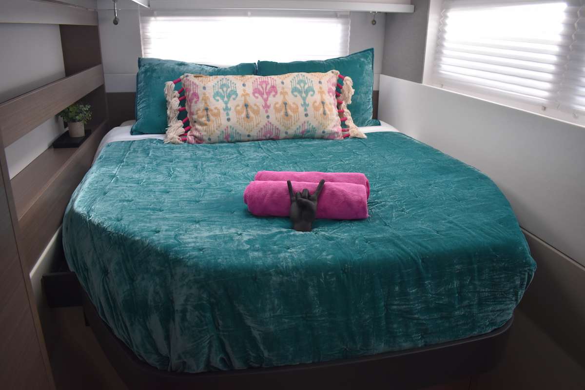 Charter Yacht BELIEVEN - Leopard 42 - 2 Cabins - St Thomas - St John - St Croix - USVI - Caribbean