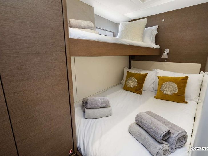 Convertible cabin with pullman Convertible cabin with pullman