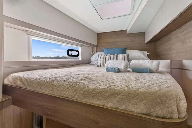 Charter Yacht PENNY JO - Bali 4.4 - 3 Cabins - Nassau - Exumas - Bahamas