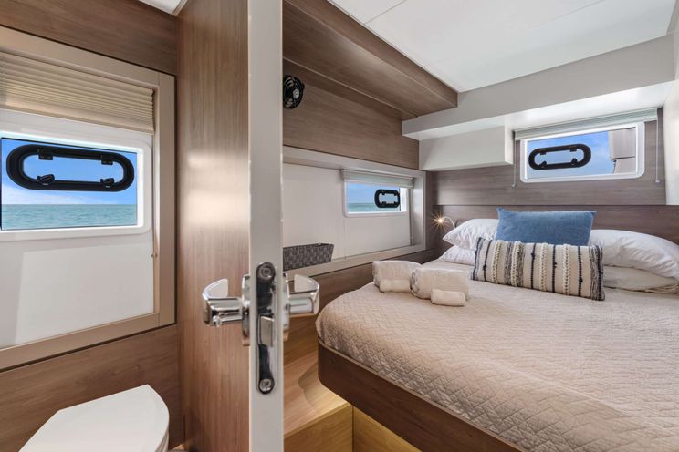 Charter Yacht PENNY JO - Bali 4.4 - 3 Cabins - Nassau - Exumas - Bahamas