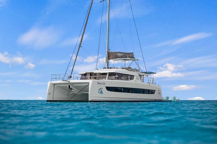 Charter Yacht PENNY JO - Bali 4.4 - 3 Cabins - Nassau - Exumas - Bahamas