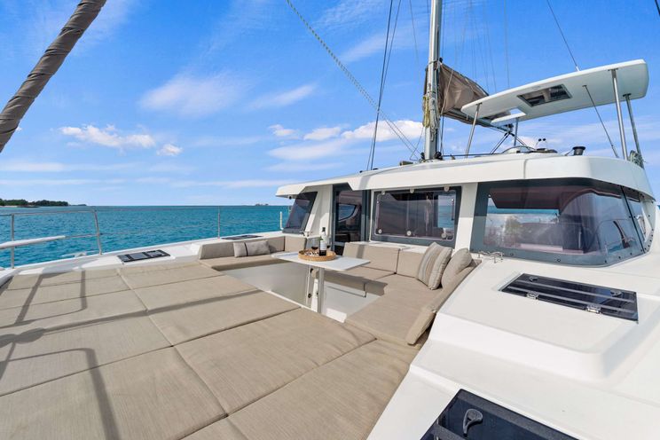 Charter Yacht PENNY JO - Bali 4.4 - 3 Cabins - Nassau - Exumas - Bahamas
