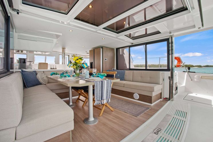 Charter Yacht PENNY JO - Bali 4.4 - 3 Cabins - Nassau - Exumas - Bahamas