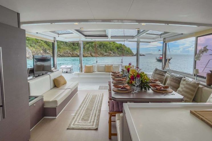 Charter Yacht ISLAND KISSES - Bali 5.4 - 4 Cabins - Tortola - Virgin Gorda - Anegada - BVI - Caribbean
