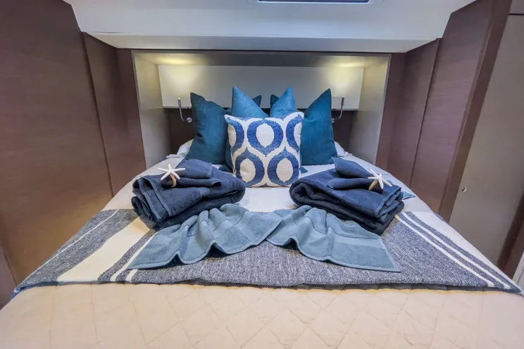 Charter Yacht ISLAND KISSES - Bali 5.4 - 4 Cabins - Tortola - Virgin Gorda - Anegada - BVI - Caribbean